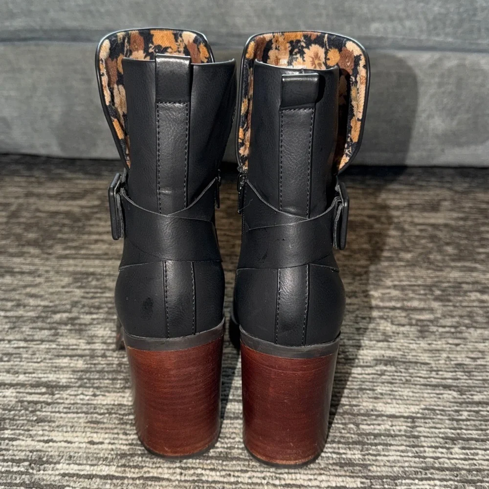 Korks Marcie Patform Boots Black Leather Size 10
